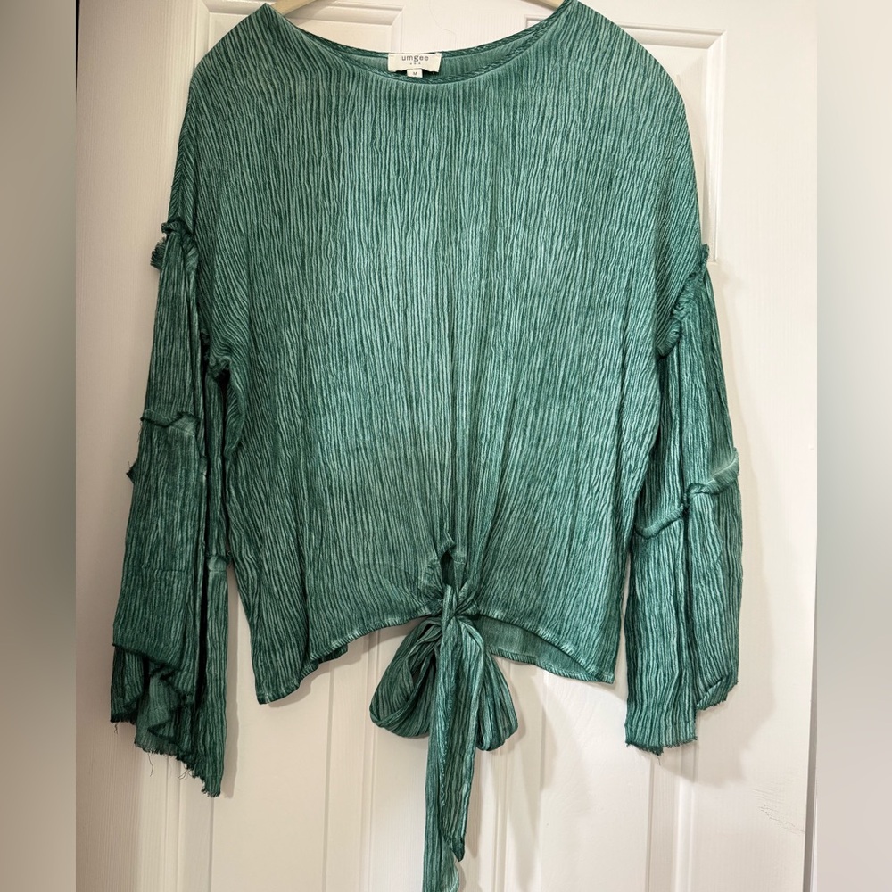 Umgee Green Tie-Front Blouse with Ruffle Sleeves - Medium